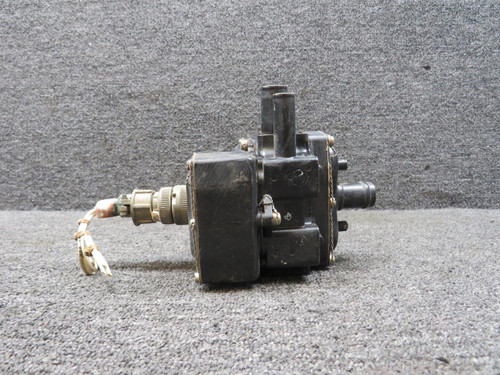 Bendix Airplane Parts & Equipment 1532-3 Bendix Style A De-Icer Distributor Valve with Connector (Volts: 28) 