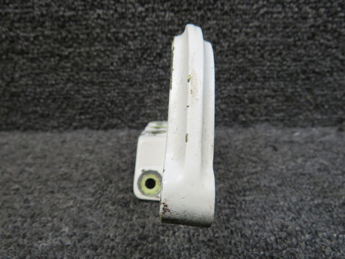35-815016 Beechcraft 95-B55 Landing Gear Door Hinge LH