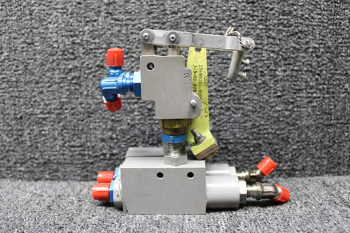 4500, MS28767-4 Scott, Parker Parking Brake Valve and Shuttle Valve Assembly