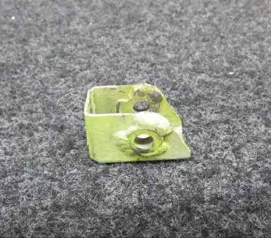 17093-003 Piper Bracket Stabilizer Attach (JC)