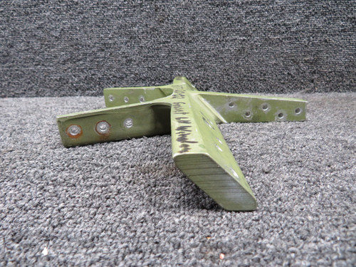 87720-002 Piper PA34-200 Window Gusset LH