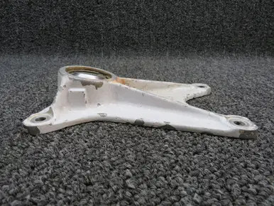 67041-003 (Alt: 560-728) Piper Main Gear Fitting Assembly