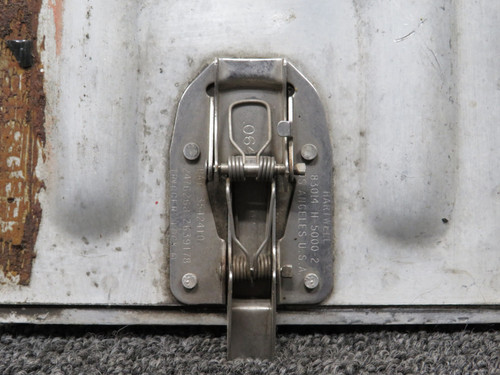 0752000-56 Cessna 182G Oil Access Door Assembly (Worn)