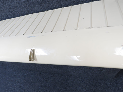 0523901 Cessna C-182 Wing Flap Assembly LH (Dented Edge)