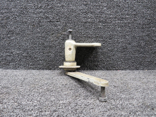 5045001-7 Cessna 310N Main Gear Door Actuator Crank Assembly LH