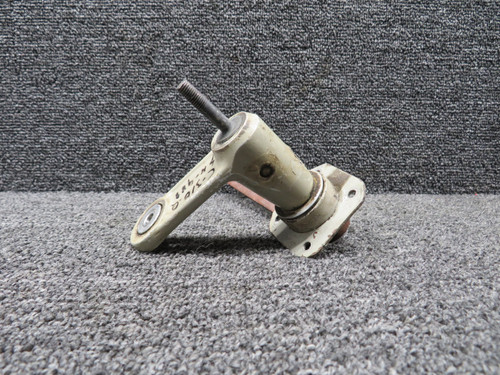 5045001-9 Cessna 310Q Main Gear Door Actuator Crank Assembly LH