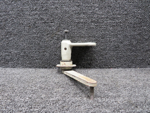 5045001-3 Cessna 320D Main Gear Door Actuator Crank Assembly LH