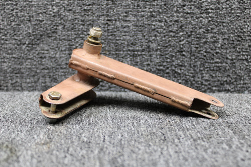 1262038-1 Cessna 210L Flap Control Bellcrank Outboard LH