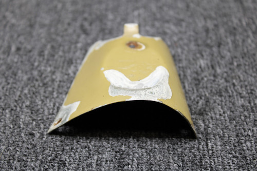 1221147-3 Cessna 210L Navigation Light Shield LH