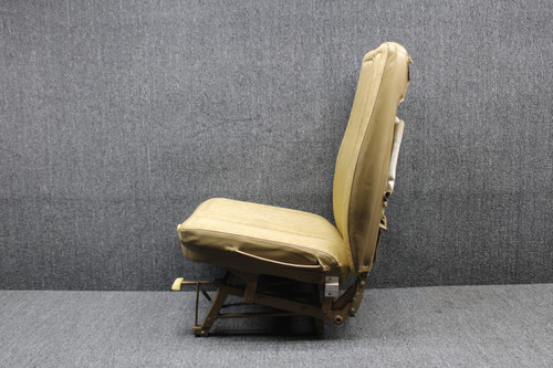 1214076-2 Cessna 210L Articulating Recline Seat Assembly Middle RH (Rails: 8.5”)