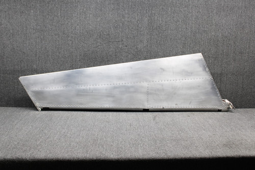 1231001-8 (Use: 1231001-10) Cessna 210L Rudder Assembly (No Cap)