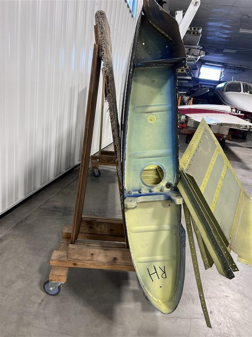 Thorp T-211 Wing Structure Assembly RH (Hail Damage)