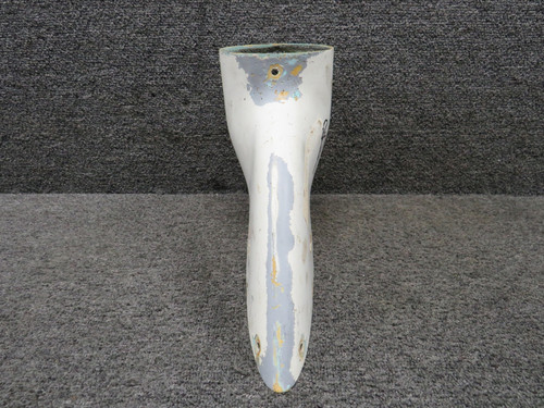 200039-2 Cessna Fin Tip Cap with Rotating Beacon Cutout (White) (Worn)