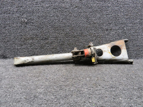 Piper Aircraft Parts 19059-000 Piper PA23-160 Main Landing Gear Drag Assembly with Switch (Worn) 