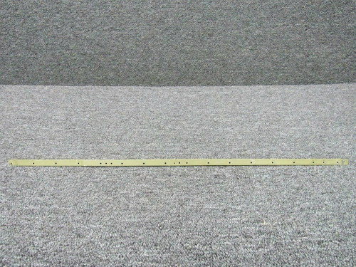 0712053-7 Cessna A185F Stringer Center