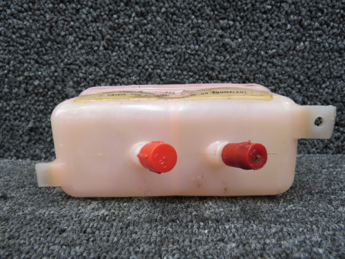 96474-000 (Use: 96474-800) Piper PA-34-200T Brake Fluid Reservoir