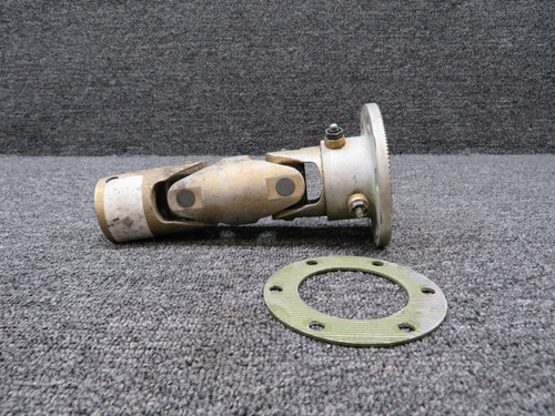 1541037-2, 1512245-202 Cessna 337B Main Gear U-Joint and Adapter Assembly RH