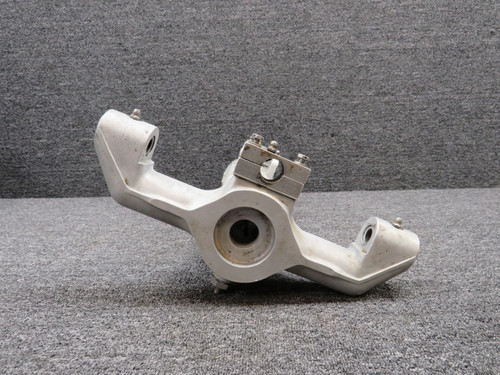 31768-003 Piper PA23-250 Nose Gear Strut Housing Assembly (Worn)