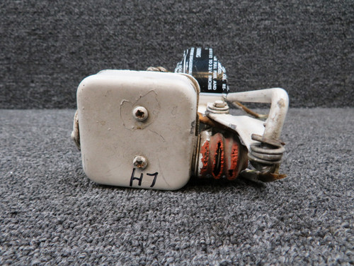 60-810046-9 Beechcraft 58 Landing Gear Safety Switch & Clamp Assembly LH