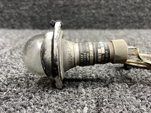 A-2064-13 (Use: C622001-0102) Grimes Tail Position Light w Lens & Retainer