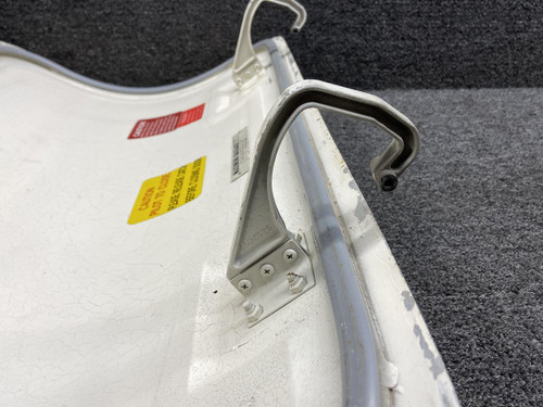 Cessna Aircraft Parts 5113013-30, 5213077-200 Cessna 421B Nose Baggage Door Structure RH w Hinges 