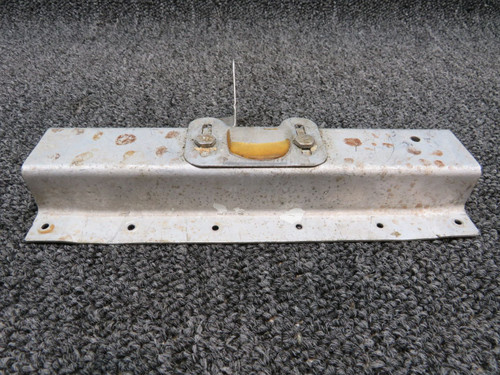 2213014-1 (Use: 2213014-6) Cessna R182 Upstop Assy Nose Gear