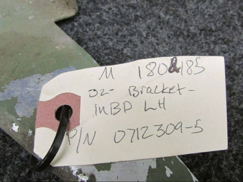 0712309-5 Cessna 185 Bracket Inbd LH (SA)