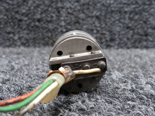 AV62-4000-2 (Alt: 0850452-7) Avionics Inc. Fuel Pressure Switch