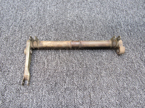 1243056-1 Cessna 210 Nose Gear Door Torque Tube Assembly