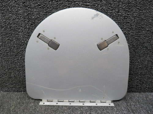 20175-001 Cirrus SR22 Cowling Oil Filler Door Assembly