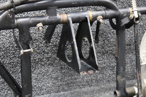 63459-018 Piper PA32-301T Rudder Pedal Bar Assembly with RH Pedals and Cylinders