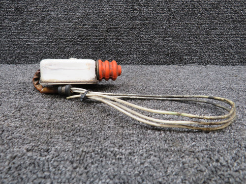 002-361013-607 Beechcraft 58 Landing Gear Switch LH (Worn)