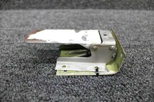 79515-003 Piper PA32RT-300T Cabin Door Latch Assembly Forward