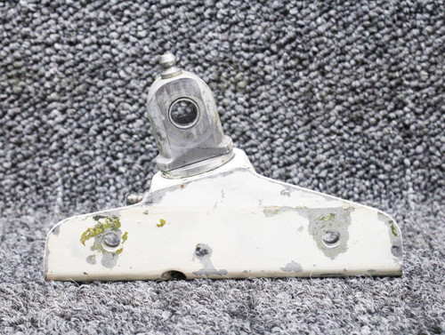 22509-001 (Use: 22513-001) Piper PA24-260 Main Gear Side Brace Support Fitting Assy RH
