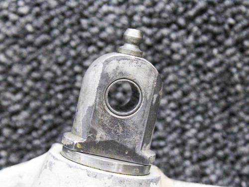 22509-001 (Use: 22513-001) Piper PA24-260 Main Gear Side Brace Support Fitting Assy RH