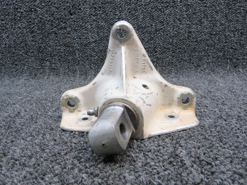 22509-001 (Use: 22513-001) Piper PA24-260 Main Gear Side Brace Support Fitting Assy RH