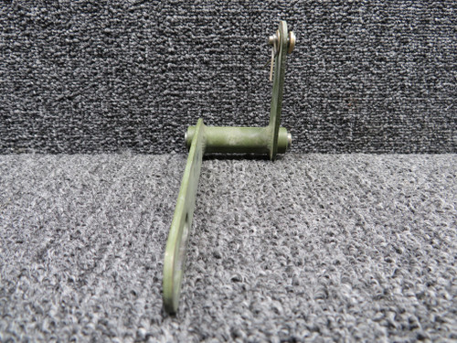 1262027-1 Cessna T210R Flap Actuator Bellcrank