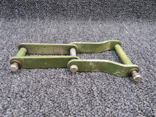 0862101-9, 0862101-5 Cessna 421B Link Flap Scissors Inboard and Outboard Upper