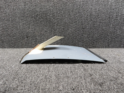 030A-92431-749 Mitsubishi MU2B-30G Center Glare Shield Assembly