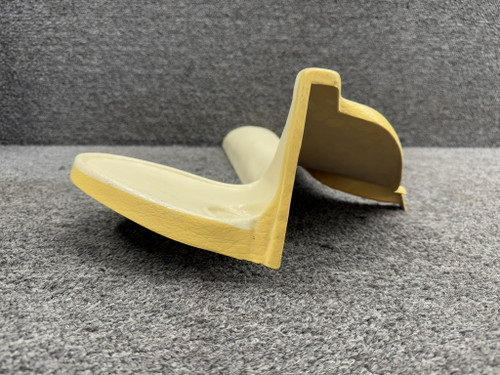 K0413484-18 Cessna 172M Kinzie Door Post Cover LH