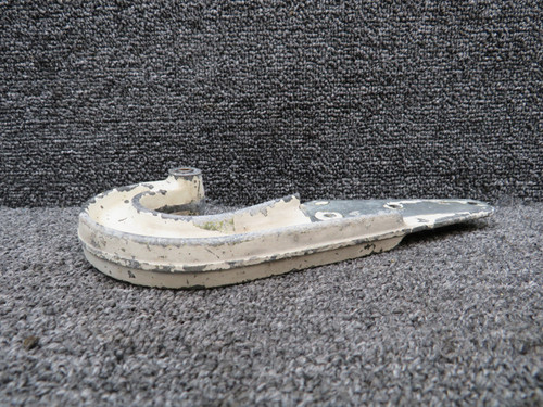 0826005-4 Cessna 411 Main Gear Door Hinge (Corroded Edges, Worn)