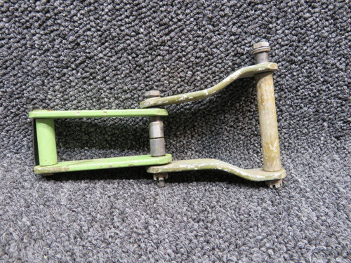 0862101-27, 0862101-7 Cessna 421B Flap Link Assembly Inboard and Outboard Mid