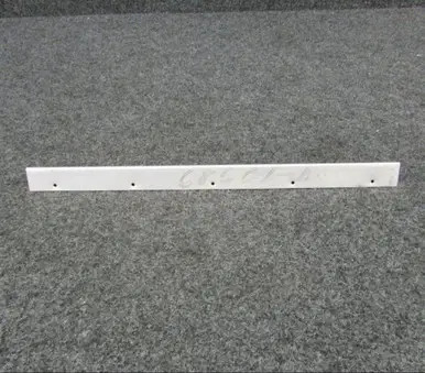 68661-000 Piper Scuff Strip (JC)