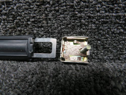 PS10091-1 (Alt: 464-412) Piper PA34-220T Aft Cabin Door Assist Handle