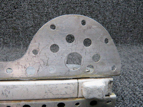 0851781-35 (Use: H966-1) Cessna 421B Latch Assembly Baggage Nacelle (White)