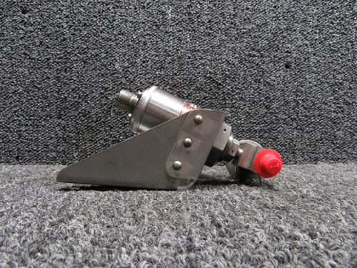 jaeger 64251-200-1 Jaeger Oil Pressure Transmitter Assembly with Mount (26V) 