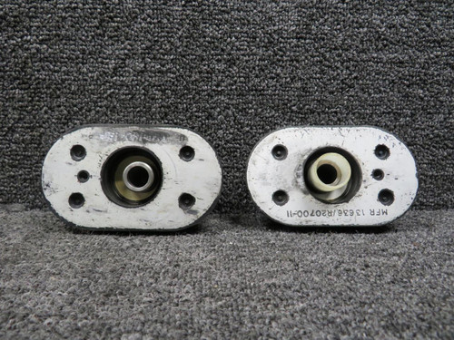 Barry Controls R20700-11 Barry Engine Mount Vibration Isolator Assembly (Minor Rust) 