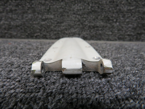 0711037-21 (Use: 0711037-3) Cessna 207 Lower Cabin Door Hinge LH (Worn)