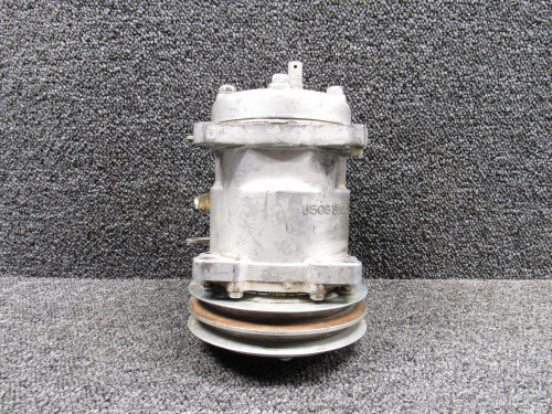U8396 Sanden AC Compressor with Relief Adjustment Valve