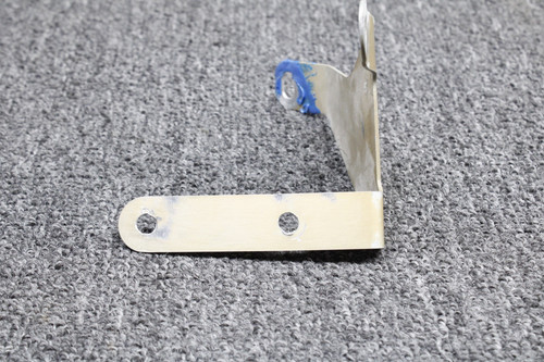 Diamond DA42-NG Wing Wiring Conduit Tube and Bracket LH (Minor Corrosion)